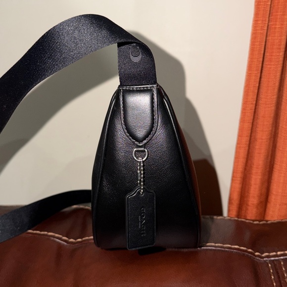 ‼️Coach Black Leather Pace Shoulder Bag Crossbody Bag - Picture 9 of 16